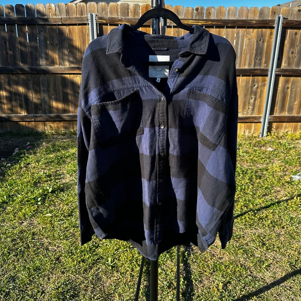 Aerie Women's Navy Blue Plaid Cotton Flannel Button Down Shirts Size Small NWT